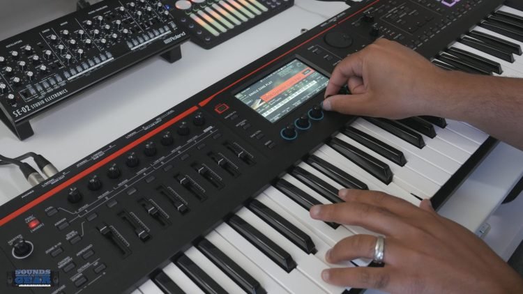 Roland JX-8P Model Expansion on the Fantom-06 Keyboard Roland JX-8P Model Expansion on the Fantom-06 Keyboard