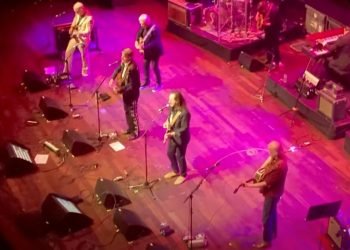 Geddy Lee and Alex Lifeson Reunite for Gordon Lightfoot Tribute