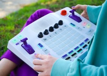 Playtime Engineering announces Kickstarter campaign for the Blipblox myTRACKS groovebox for kids