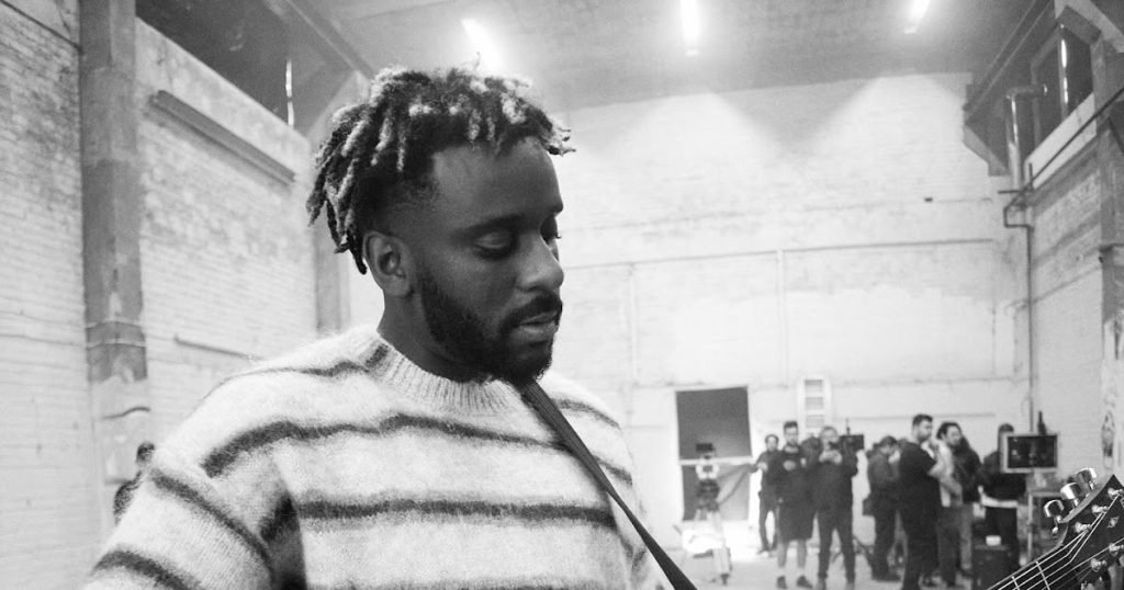 SOUND FIST: MYLES SMITH - STARGAZING