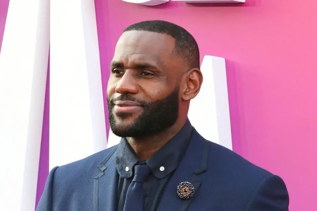 LeBron Celebrates Making History As Lakers Draft His Son Bronny James 