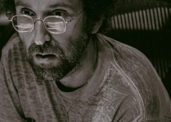 Daft Punk’s Thomas Bangalter Releases New Chiroptera Soundtrack, Additional Six Hours of Music: Listen Daft Punk’s Thomas Bangalter Releases New Chiroptera Soundtrack, Additional Six Hours of Music: Listen