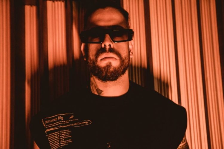 Interview: Raw Ideology Reflects on Career in Electronic Music & Talks Future Goals + More Interview: Raw Ideology Reflects on Career in Electronic Music & Talks Future Goals + More