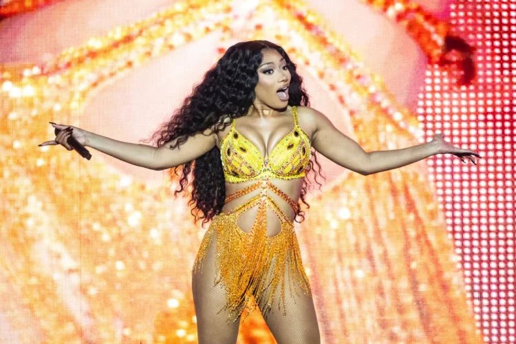 Megan Thee Stallion “Otaku Hot Girl,” MO3 & That Mexican OT ft. BigXThaPlug “AR” & More | Daily Visuals 7.10.24 Megan Thee Stallion “Otaku Hot Girl,” MO3 & That Mexican OT ft. BigXThaPlug “AR” & More | Daily Visuals 7.10.24