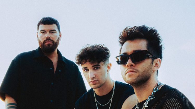 LISTEN: Luca-Dante Spadafora, MOTi, & VIZE Link For Hard-Techno Inspired Collaboration, ‘Let Me Go’ LISTEN: Luca-Dante Spadafora, MOTi, & VIZE Link For Hard-Techno Inspired Collaboration, ‘Let Me Go’