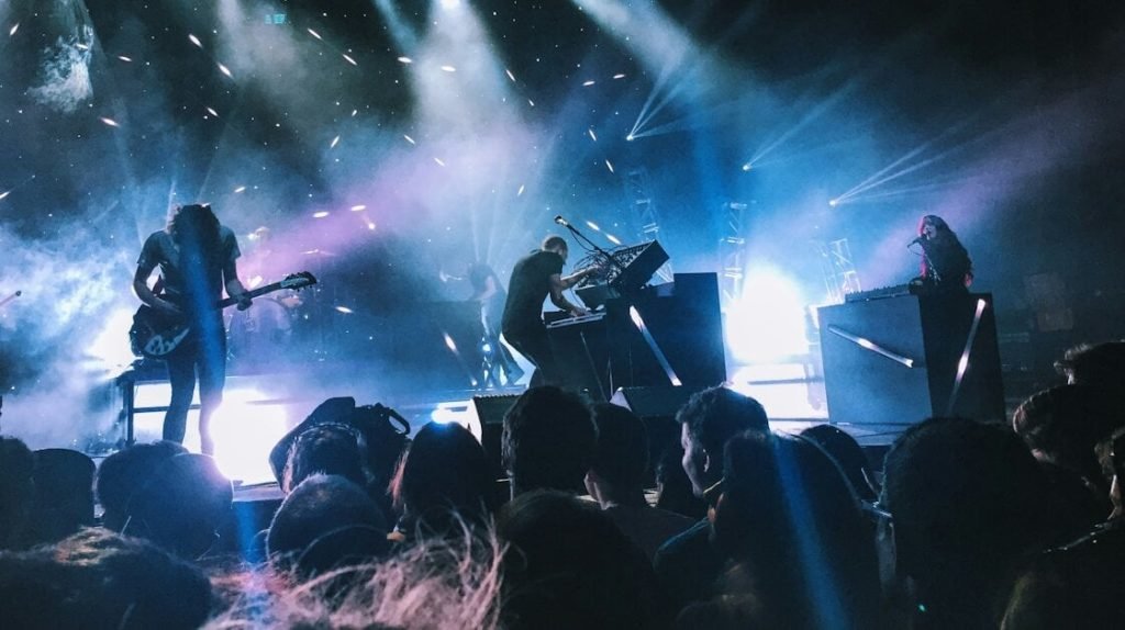 ‘Middle class’ of artists growing larger, Luminate report finds, as 29,253 clocked between 1m and 10m on-demand audio streams in H1