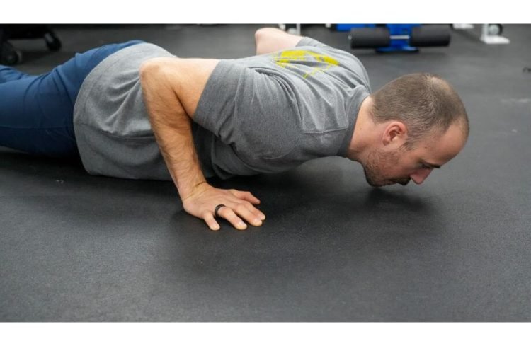 A Fitness Coach Shares 6 Common Push-Up Mistakes