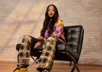 SOUND FIST: JAZZY – MAKE UP