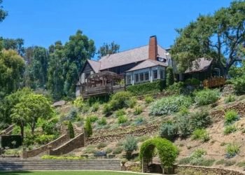 Audio Chateau Records raises $4.5m; appoints Glen Barros and Jonathan Schulman to board