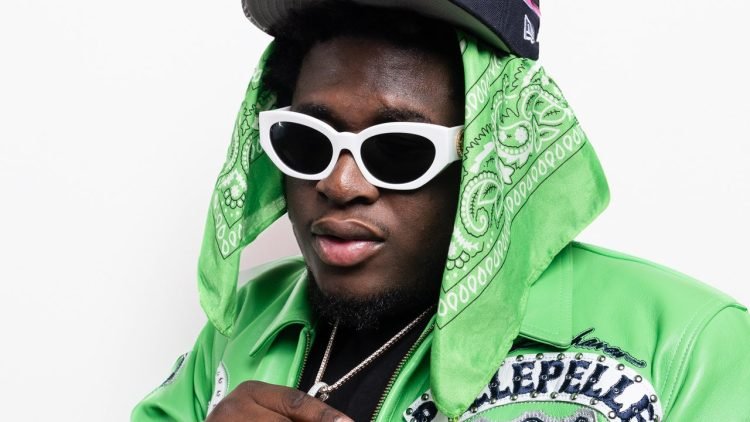 Cash Cobain Announces New Album Release Date, Shares Massive Posse Cut “Problem”: Listen Cash Cobain Announces New Album Release Date, Shares Massive Posse Cut “Problem”: Listen