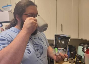 A Registered Dietitian Answers: What Is Mushroom Coffee?