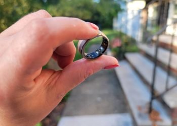 The Best Fitness Tracker Rings, According to Experts (2024)