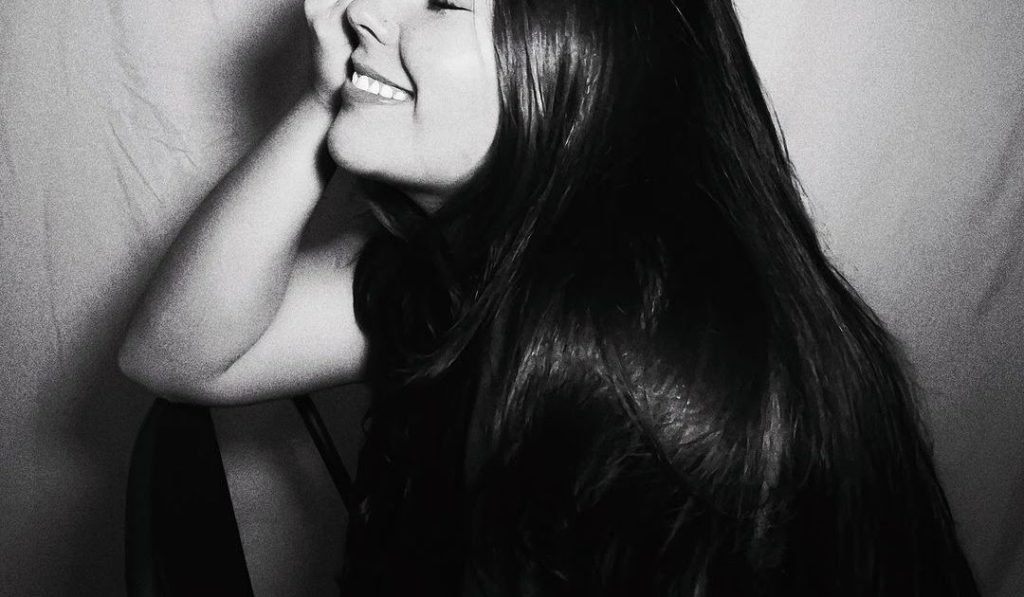 SOUND FIST: GIGI PEREZ - SAILOR SONG