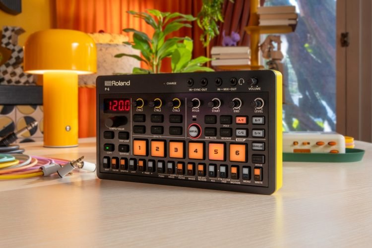 Roland launches P-6 Creative Sampler Roland launches P-6 Creative Sampler