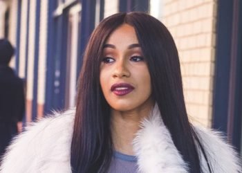 Cardi B Claps Back At Social Media Haters Commenting On Post-Birth Weight Loss Cardi B Claps Back At Social Media Haters Commenting On Post-Birth Weight Loss