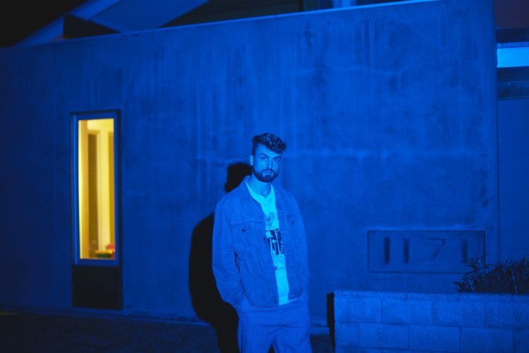 LISTEN: Rising Artist Sean Comma Explores the Highs of Love in Latest Single, “MDMA” LISTEN: Rising Artist Sean Comma Explores the Highs of Love in Latest Single, “MDMA”