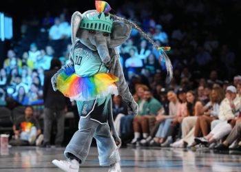Ellie The Elephant’s Best Looks From The 2024 New York Liberty WNBA Season
