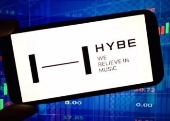 K-pop giant HYBE scrambles to pay back $293m in debt K-pop giant HYBE scrambles to pay back $293m in debt