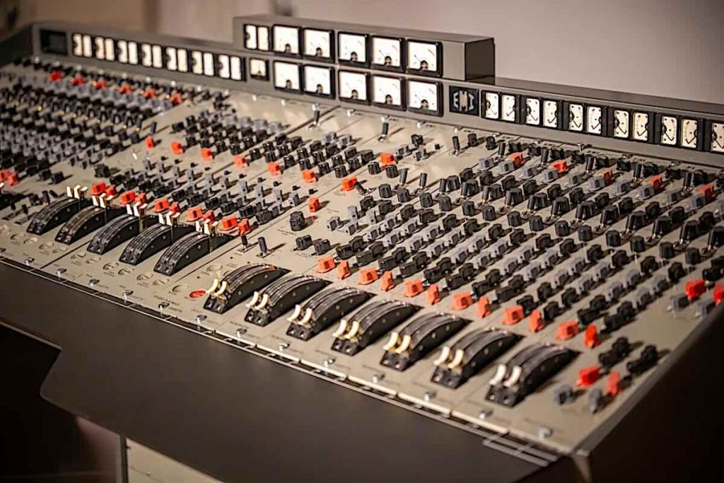 Now's Your Chance To Own The Abbey Road Album Console