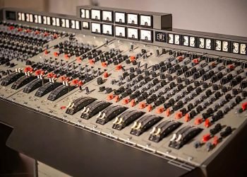 Now’s Your Chance To Own The Abbey Road Album Console