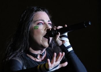 Evanescence’s Amy Lee Makes Official Presidential Endorsement