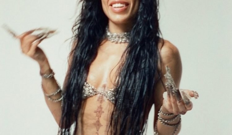 SOUND FIST: LOREEN - WARNING SIGNS SOUND FIST: LOREEN – WARNING SIGNS