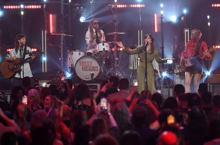 Missy Higgins Rocks ARIA Hall of Fame Induction with All-Star Medley Missy Higgins Rocks ARIA Hall of Fame Induction with All-Star Medley