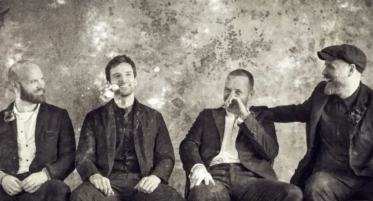 SOUND FIST: COLDPLAY & PNAU SOUND FIST: COLDPLAY & PNAU