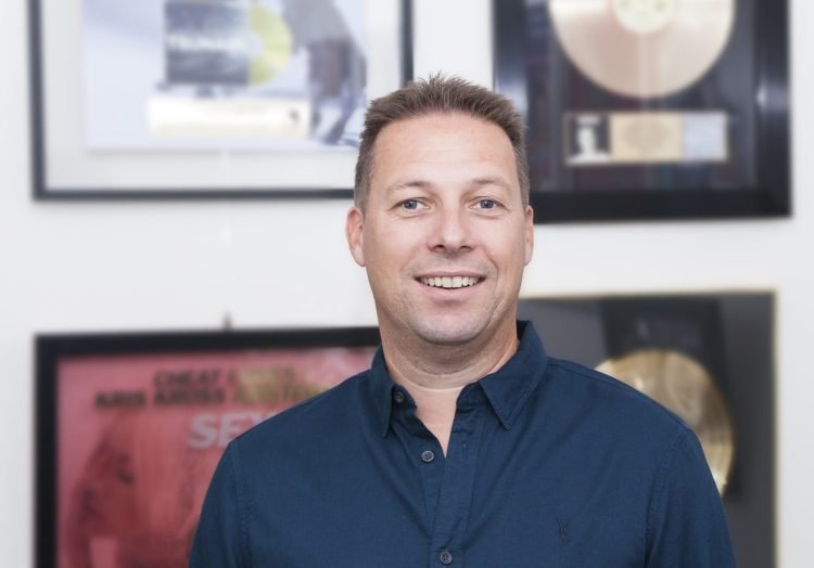 Roger De Graaf, co-founder of Spinnin’ Records, steps down as President of Warner-owned dance label after 25 years Roger De Graaf, co-founder of Spinnin’ Records, steps down as President of Warner-owned dance label after 25 years