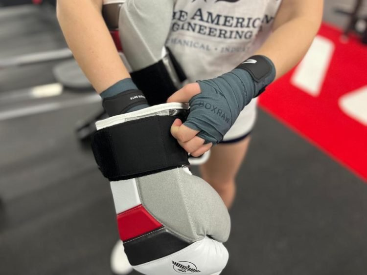 CPTs Test the Best Boxing Hand Wraps (2024) CPTs Test the Best Boxing Hand Wraps (2024)