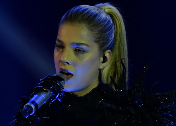 Diane Warren and X-Factor Alum Arilena Ara Release ‘Weightless’