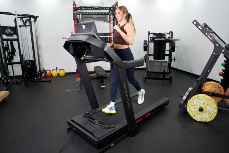 Expert-Tested: ProForm Carbon Pro 2000 Review (2024) Expert-Tested: ProForm Carbon Pro 2000 Review (2024)