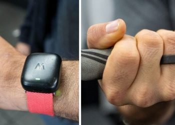 Whoop vs. Oura: Which Fitness Tracker Takes the Crown? (2024) Whoop vs. Oura: Which Fitness Tracker Takes the Crown? (2024)