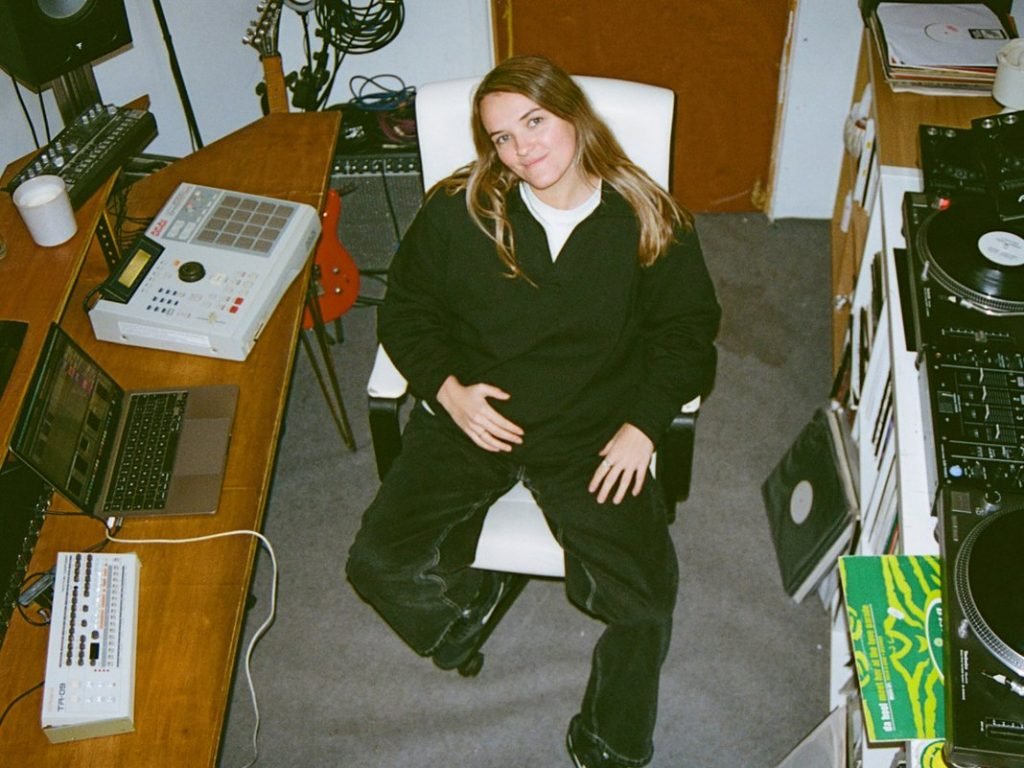 A for Alpha on sampling and the gear that makes her 90s heart soar