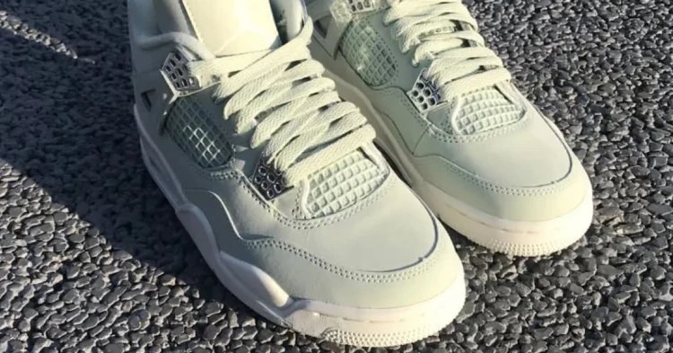New Photos Surface Of Air Jordan 4 “Seafoam” New Photos Surface Of Air Jordan 4 “Seafoam”