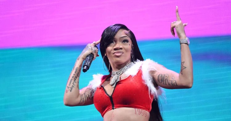 GloRilla Spreads Some Holiday Cheer Donating $25k To Her High School