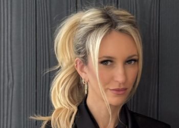 Katie Kerkhover to lead A&R Frontline Recordings across North America for BMG Katie Kerkhover to lead A&R Frontline Recordings across North America for BMG
