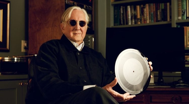 After Bob Dylan Blowin’ In The Wind recording sold for $1.7m, T Bone Burnett partners with Julien’s to auction off other ‘Ionic Original’ masters After Bob Dylan Blowin’ In The Wind recording sold for $1.7m, T Bone Burnett partners with Julien’s to auction off other ‘Ionic Original’ masters