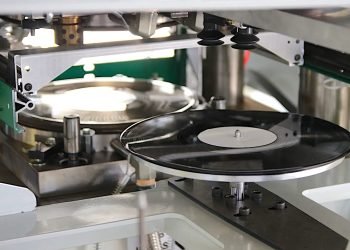 Let's Welcome The New Advances In Vinyl Record Pressing Technology Let’s Welcome The New Advances In Vinyl Record Pressing Technology