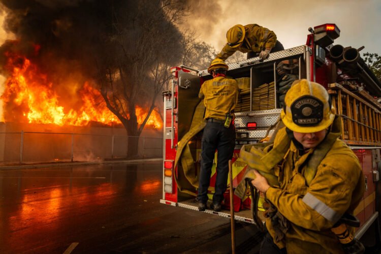 Altadena, A Los Angeles Community With High Black Residency, Suffers Under Wildfires #Altadena Altadena, A Los Angeles Community With High Black Residency, Suffers Under Wildfires #Altadena