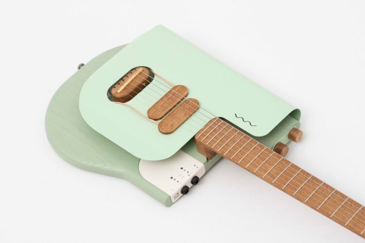 New Music Gear Monday: Verso Sine Electric Guitar