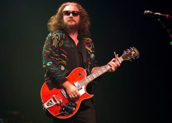 My Morning Jacket Announce ‘Is’ Album Produced By Brendan O’Brien