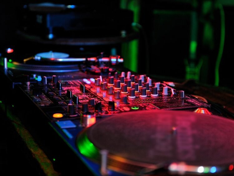 Electronic music contributed £2.4 billion to UK economy in 2024, with record-breaking ticket sales for electronic music events Electronic music contributed £2.4 billion to UK economy in 2024, with record-breaking ticket sales for electronic music events