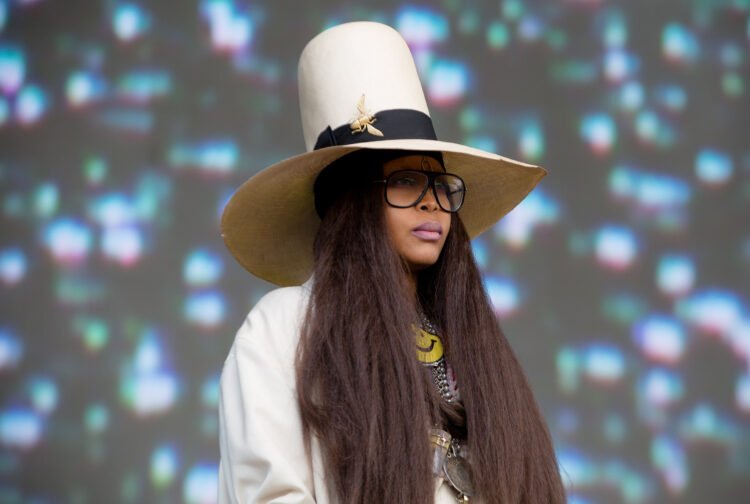 Erykah Badu Jokes She Vandalized Her Own Tesla In Protest of Elon Musk Erykah Badu Jokes She Vandalized Her Own Tesla In Protest of Elon Musk