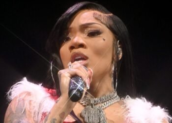 GloRilla Responds To Viral Woman With Botched Makeup Comparisons