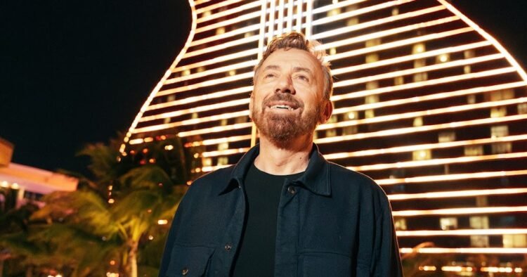 SOUND FIST: BENNY BENASSI, THE BIZ SOUND FIST: BENNY BENASSI, THE BIZ