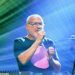 Brian Eno hates how Auto-Tune “turns a voice into every other voice” Brian Eno hates how Auto-Tune “turns a voice into every other voice”