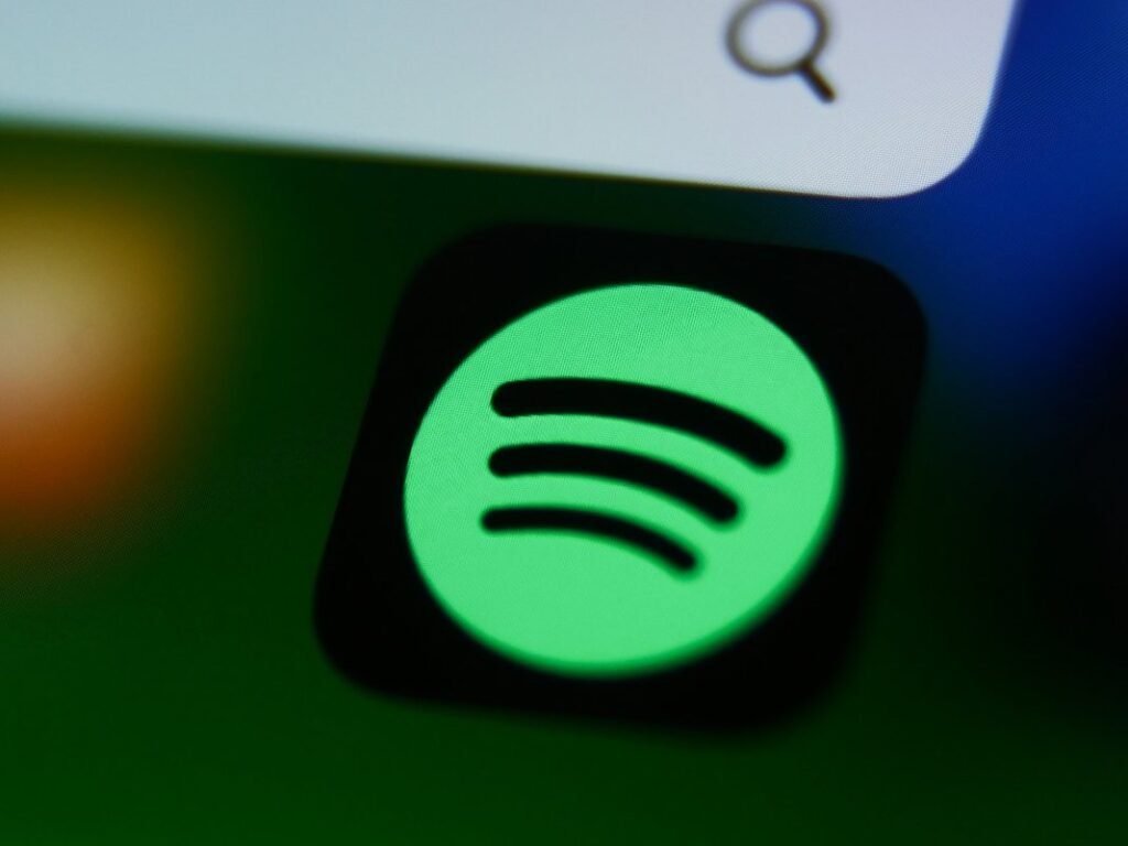 Music lawyer explains why she's “scared” of Spotify's upcoming premium tier