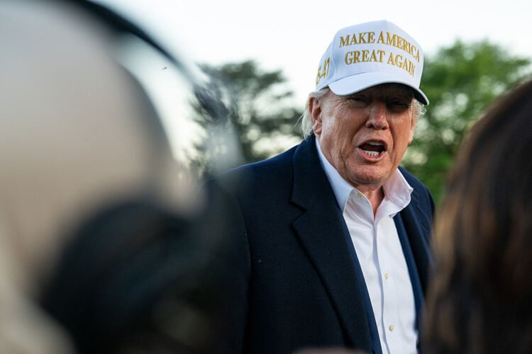 CNN Poll Reveals President Donald Trump’s Approval Rating Tanking CNN Poll Reveals President Donald Trump’s Approval Rating Tanking