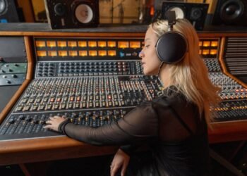Audeze's LCD-S20 headphones are the most affordable in its LCD series – and pack in its ground-breaking SLAM technology Audeze’s LCD-S20 headphones are the most affordable in its LCD series – and pack in its ground-breaking SLAM technology